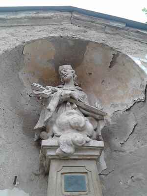 Socha sv. Jana Nepomuckého pochází z roku 1766. Autorem sochy je Jan Adam Nessman.